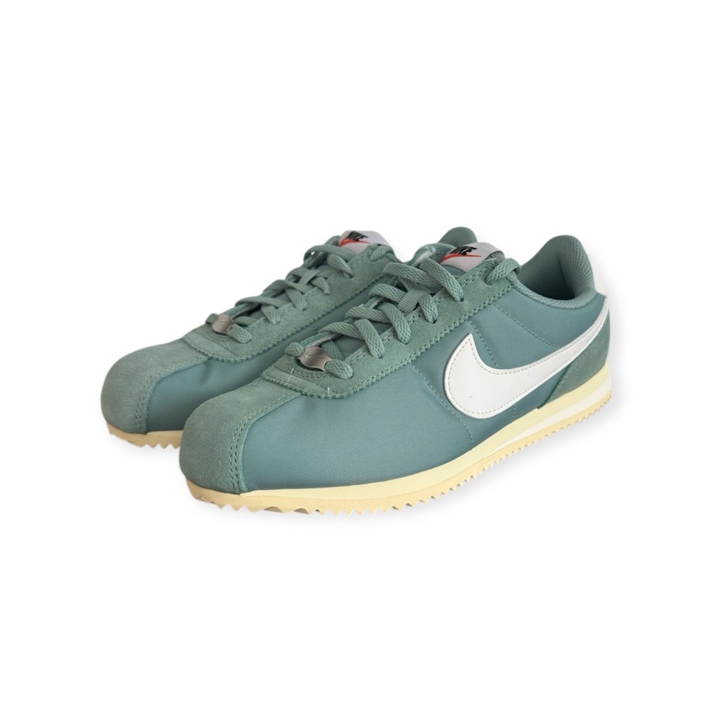 Nike Cortez NEW Classic Green and White Sneakers - Picture 2 of 5